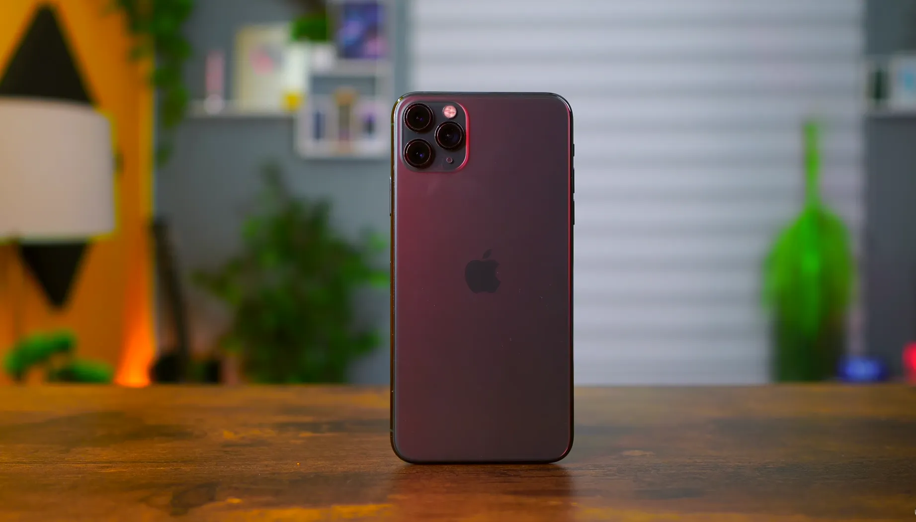APPLE IPHONE 11 PRO MAX SPECIFICATIONS visual data 2
