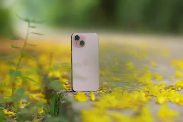 Apple iPhone 15