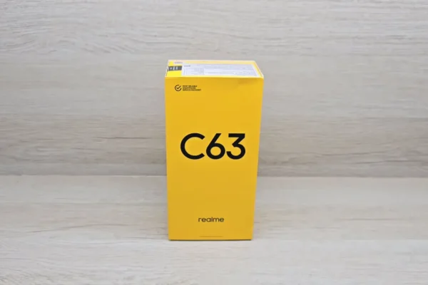 Realme C63